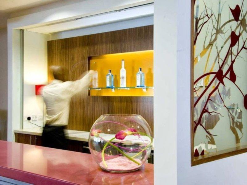 London Luton Vale Hotel Eksteriør billede